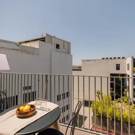 アパート Sost - 2 Bedrooms And Shared Rooftop In Alcantara *